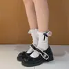 Zapatos Mary Jane de tacón grueso estilo francés en color beige de moda para mujer, nuevo modelo de verano 2026, perfectos para combinar con faldas, zapatos de cuero que aumentan la altura