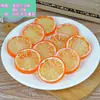 Modelo de Bloque de Fruta Simulada Fresa Plátano Manzana Mango Pitahaya Cubitos Partículas de Kiwi Amarillo Adornos Accesorios de Comida y Juego