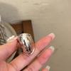 Blogger de Corea del Sur con anillo de armadura retro dorado y plateado versión ancha ins sentido de personalidad de alta gama exagerado anillo plegable femenino
