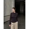 Camiseta de Manga Larga Elegante con Cuello Medio Alto, Diseño Plisado y Mangas Abullonadas, Nueva para el Verano 2026, para Transmisiones en Vivo y Distribución