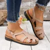 Comercio exterior transfronterizo 2026 nuevas sandalias de tira de moda europeas y americanas para mujer, sandalias de moda para vacaciones en la playa de Oriente Medio para mujer