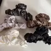 Pinza para el pelo plisada esponjosa de satén estilo coreano para mujer, pinza de garra grande de alta gama para cabello grueso, accesorio para el cabello