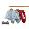 Conjunto de Três Peças de Roupa Infantil para Primavera e Outono Novo Conjunto de Outono para Meninos e Meninas Colete Camiseta Calça Conjunto de Bebê de Outono