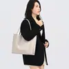 Bolsa Grande Feminina Chegada Nova Outono 2026 Bolsa Feminina Texturizada Bolsa de Mão Simples Retrô Bolsa Tote de Ombro Único para o Dia a Dia