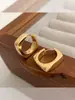 Pendientes de Aro Dorados Cuadrados para Mujer Otoño e Invierno Exquisito Temperamento Combinan con Todo Hebilla de Oreja Aro de Oreja Lujo Ligero Gama Alta Pendientes Geométricos
