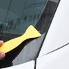 Venta al por mayor de fábrica de herramientas para películas de automóviles, pequeña pala amarilla, raspador triangular de plástico, crema multifunción para eliminar pegamento, raspador pequeño
