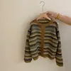 Conjunto de Duas Peças Suéter de Tricô Listrado Outono 2026 para Meninas, Top de Gola Redonda Estilo Coreano, Calça de Moletom Retrô