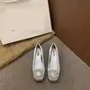 Mocassins Quadrados Versáteis com Strass para Mulheres 2026 Outono Novos Sapatos Rasos de Salto Baixo Sapatos de Salto Baixo Franceses Delicados para Mulheres