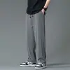 Pantalones Deportivos Rectos de Verano Finos Holgados Talla Grande Hechos de Seda de Hielo con Caída, Adecuados para Comercio Exterior