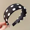 Nueva diadema de ala ancha 2026 para mujer, diseñada para levantar la línea del cabello y mantener el cabello en su lugar mientras te lavas la cara, con un estilo retro adecuado para otoño e invierno, y ofreciendo un aspecto sofisticado