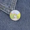 Broche Creativo de Gato Sanador, Pin de Diseño de Flor de Jardín de Dibujos Animados, Insignia Versátil para Mochilas y Chaquetas