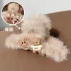 Otoño e Invierno caricatura felpa pasador para el cabello parte trasera de la cabeza recogido pinza para el cabello linda moda clip tocado niña clip de tiburón pasador