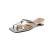 Vestido Estilo Occidental Combinable Punta Pellizco Perla Prendas Exteriores Zapatillas 2024 Verano Tacón Bajo Grueso Punta Cuadrada Abierta Sandalias Romanas para Mujer