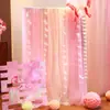 Set Completo de Decoración para la Habitación de Boda del Novio y la Novia y la Sala de Estar, Incluyendo Batas, Fondo para Fotos y Cadenas Decorativas con el Personaje "" (Doble felicidad)