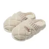 2024 nuevas zapatillas de algodón para otoño e invierno mujeres uso en casa pareja interior antideslizantes con felpa cálidas zapatillas de lana para posparto hombres