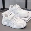 Zapatos de Skate para Niños Niños y Niñas Zapatos Deportivos Primavera y Otoño Zapatos Blancos Pequeños para Niños Zapatos Deportivos Versátiles para Niños Negro Comercio Exterior