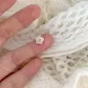 Pendientes de Estrella de Cinco Puntas Huecos de Plata para Mujer 2025 Nuevos Pendientes Mini Pequeños de Alta Gama Pendientes Estilo Occidental