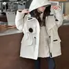 Jaqueta corta-vento com capuz para meninas, novo estilo outono/inverno 2026, para crianças maiores, com acolchoamento adicional e tecido espesso, uma jaqueta de trabalho três em um