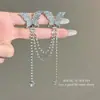Clip de Oreja de Borla de Mariposa de Diamante Explosivo Accesorios para Vestido de Novia Súper Brillantes Modernos de Aspecto Caro Únicos Elegantes Pendientes para Mujer
