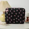 Nova Bolsa de Maquiagem Portátil com Laço para Mulheres, Bolsa de Higiene Pessoal Portátil de Grande Capacidade para Viagem, Bolsa de Armazenamento para Produtos de Skincare, Pronta para Venda