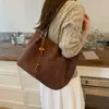 2025 Nova Bolsa Tote Casual de Grande Capacidade Retrô de Nicho para Outono e Inverno Moda Simples Nova Bolsa de Ombro para o Trabalho