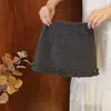 Saias Curtas Infantis para Outono e Inverno, Saias de Lã com Renda Estilosas e Modernas Estilo Coreano para Crianças com Forro de Lã e Design Espesso