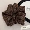 Elástico Elegante y Sofisticado para el Cabello con Estampado de Leopardo para Otoño e Invierno, Diadema Elástica Grande de Gamuza para Mujer que No Daña el Cabello