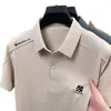 2025 Novo Estilo Camisa Polo Manga Curta com Gola Camiseta Masculina Verão Camiseta de Seda Gelada Top Masculino Moda Tendência Estampa