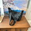 Bolsa grande de axila da moda 2024 Novo estilo Estilo casual Bolsa transversal da moda Bolsa de ombro simples de grande capacidade Bolsa feminina casual