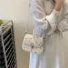 Bolsos Pequeños Populares de Este Año para Mujer 2024 Nuevo Bolso Cruzado de Hombro Único Tejido Bolso Cuadrado Pequeño de Paja con Encaje de Celebridad de Internet