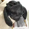 Bufanda Cuadrada Cálida de Nuevo Estilo 2025 con Hebilla Magnética, Bufanda Triangular de Seda, Bufanda de Algodón para Mujer, Bufanda Elegante para el Cuello para Primavera, Otoño e Invierno, Versátil y Elegante