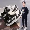 Zapatos de Tabla para Niñas 2026 Primavera/Otoño Estilo Nuevo Conejito Lindo Encaje Moño Suela Suave Antideslizantes Transpirables Versátiles Casuales