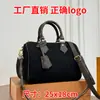 Bolsa Feminina 2026 Novo Modelo Textura de Couro Genuíno Monograma Bolsa Almofada Boston Ombro Transversal Bolsa de Mão para Senhoras