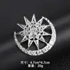 Nuevos Adornos de Cofre de Metal de Alta Gama de Estrella y Luna para Mujer, Broches Versátiles Retro Europeos, Pines y Accesorios Florales