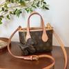 Bolsa Pequena Feminina 2025 Nova Bolsa Saco Transversal de Couro de Alta Qualidade Estilo Ocidental Design de Nicho Bolsa de Ombro Transversal Elegante