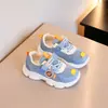 Sapatos Funcionais Infantis Primavera e Outono Novo Estilo Crianças Sapatos Esportivos Infantis Meninas Meninos 2026 Solado Macio Malha Grossa Roxa Tecido de Malha