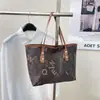 Moda Primaveral 2026 Bolso de Hombro Tote de Gran Capacidad con Estampado de Letras, Moderno, Sencillo, Versátil