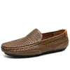2025 Primavera Transfronterizo Talla Grande Primavera y Otoño Calado Zapatos de Gorro para Hombre Transpirables Británicos Perforados Zapatos de Conducir de Una Sola Pierna