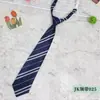 Nueva Corbata JK Fresca de Primavera/Verano para Hombre y Mujer con Rayas Diagonales Estudiante Escolar Cremallera Corbata Perezosa Venta al por Mayor