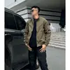 Chamarra tipo Coach Estilo Americano Impermeable Cuello Alto Casual Moderna Atractiva Retro Otoño Ropa de Trabajo para Exteriores Vuelo Chaqueta Versátil