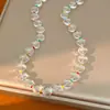 Collar de Cristal Transparente de Corazón con Cuentas de Colores para Mujer, Estilo Dulce y Sencillo, Cadena Elegante para la Clavícula con un Aspecto Fresco y Versátil
