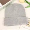 Chapéu Pós-Parto Estilo Coreano, Cor Sólida, Estilo Europeu e Americano, Gorro de Tricô Quente para Outono e Inverno, À Prova de Frio, À Prova de Vento, Gorro com Barra Personalizado, Atacado