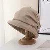 Sombrero de pescador simple personalizado con borde enrollado, pliegues apilados, versátil, hace que la cara se vea más pequeña, para mujer, otoño, estilo literario japonés, sombrero de cubo con protección solar
