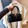 Bolsas Femininas de Nicho de Alto Padrão 2026 Nova Tendência de Verão Versátil Bolsa Transversal Fashion Super Popular Pequena Bolsa de Mão
