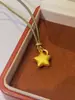 Collar Colgante Estrella Dorada de Origami Estilo Mismo que Little Red Book Diseño de Nicho Estilo Exquisito de Aspecto Caro Versátil