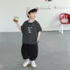 Conjunto de Verão para Meninos 2026 Nova Moda Bebê Menino Manga Curta Listrado Roupas de Verão Infantis Conjunto Casual Fino de Duas Peças