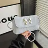 Bolso de Hombro Único de Moda y Tendencia, Bolso Cruzado Sencillo y Elegante para Mujer, Nuevo Modelo Verano 2026, Bolso Cuadrado Pequeño para el Trabajo y los Viajes Diarios