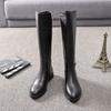 Botas Planas hasta la Rodilla Estilo Europeo 2026 Otoño e Invierno Nuevas Botas de Caña Alta Punta Redonda Pequeñas Botas de Montar para Mujer