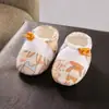 Zapatos de Algodón para Bebé Recién Nacido Calcetines de Algodón Zapatos de Invierno para Bebé y Niño Pequeño Forro de Felpa Cálido Suela Gruesa Suave para Niños y Niñas