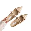 Par de Zapatos Mule Franceses Perezosos Suaves Color Nude Puntiagudos que Aumentan la Altura 4cm para Mujer para Usar Afuera